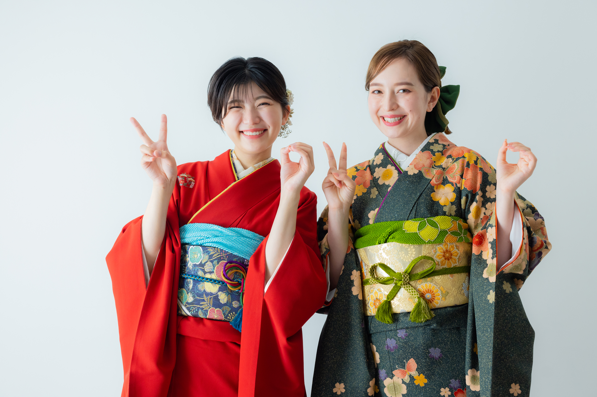 【低身長さん必見】似合う振袖の選び方｜色・柄・帯でスタイルアップ