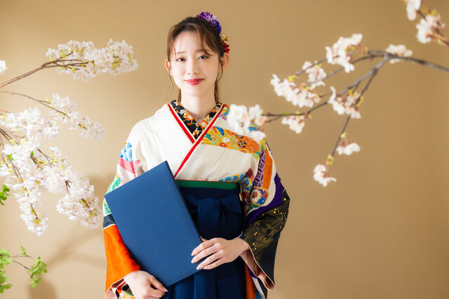 大人可愛いを叶える袴の色と組み合わせ術！人気カラー別に徹底紹介